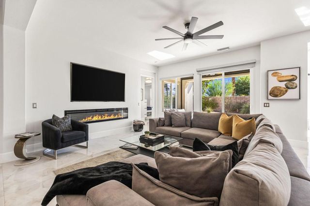 81207 Santa Rosa Court, La Quinta, CA 92253