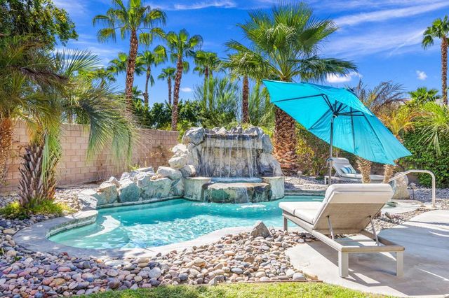 81207 Santa Rosa Court, La Quinta, CA 92253