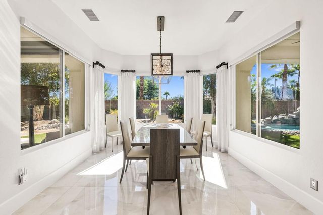 81207 Santa Rosa Court, La Quinta, CA 92253
