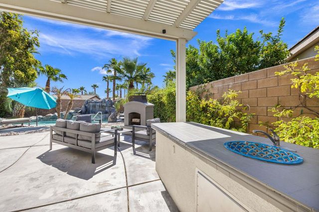 81207 Santa Rosa Court, La Quinta, CA 92253