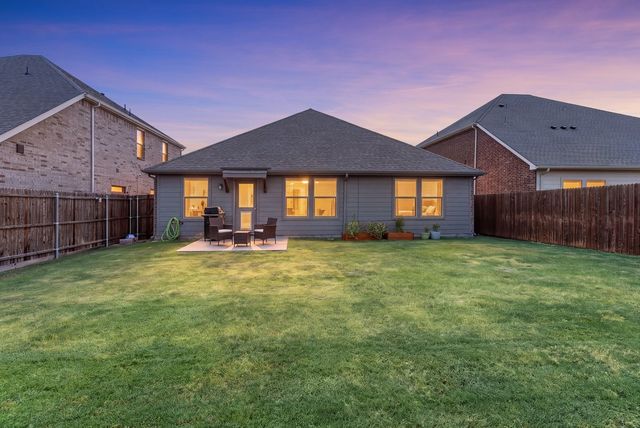 309 Edmund Lane, Fate, TX 75087