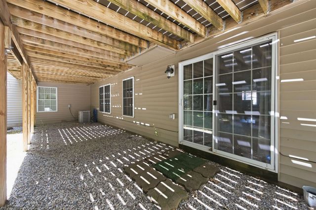 24 Linden Drive, Hampstead, NH 03826