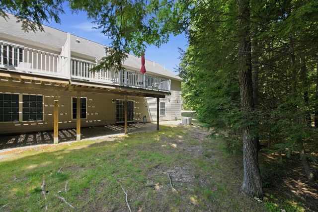 24 Linden Drive, Hampstead, NH 03826