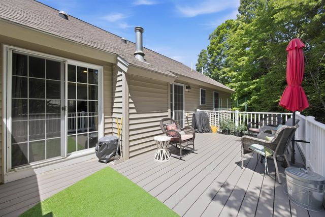 24 Linden Drive, Hampstead, NH 03826