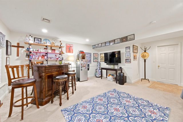 24 Linden Drive, Hampstead, NH 03826