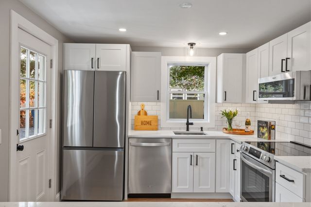143 Foster Road, Tewksbury, MA 01876