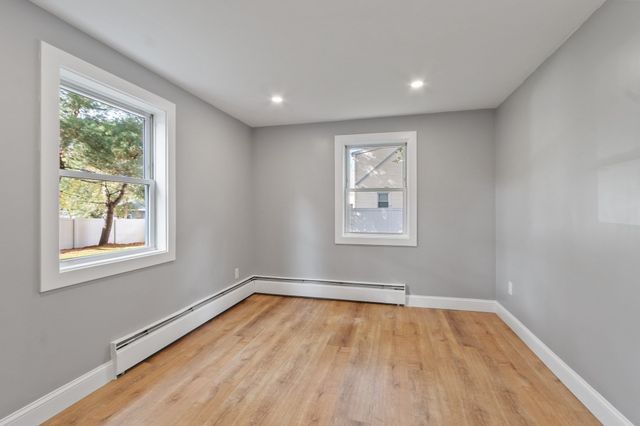143 Foster Road, Tewksbury, MA 01876