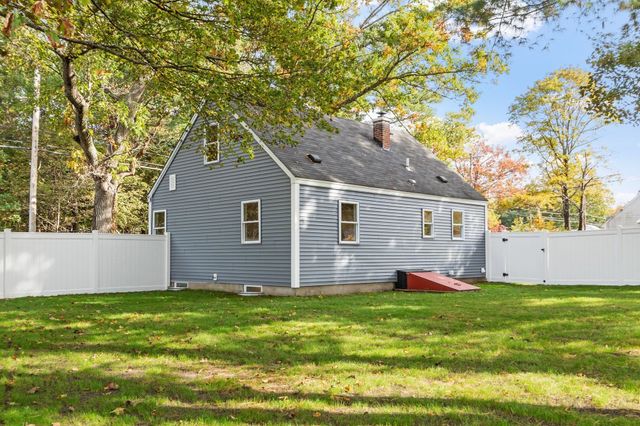 143 Foster Road, Tewksbury, MA 01876