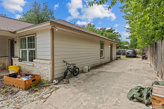 2523 Menchaca, San Antonio, TX 78228