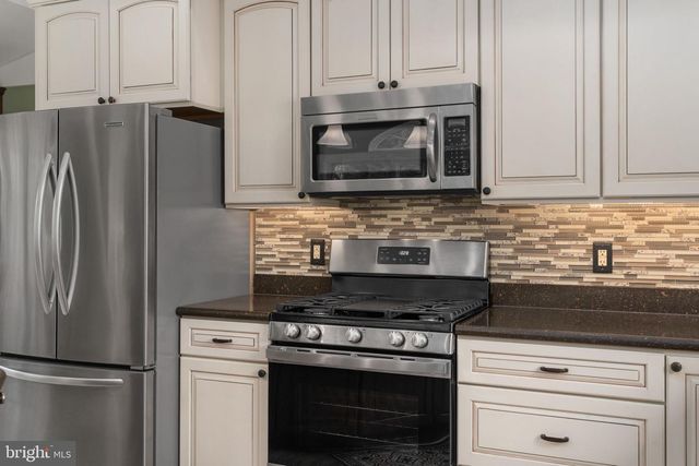 4210 MAINTREE CT, Fairfax, VA 22033