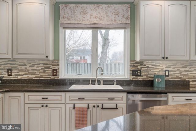 4210 MAINTREE CT, Fairfax, VA 22033