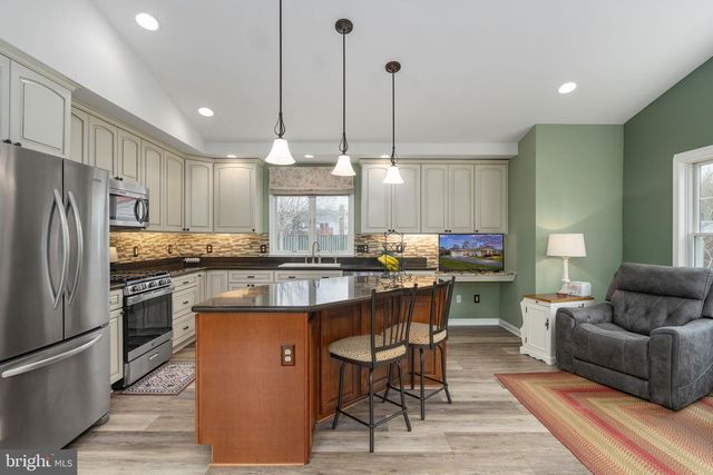 4210 MAINTREE CT, Fairfax, VA 22033