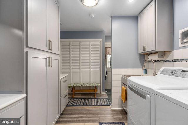 4210 MAINTREE CT, Fairfax, VA 22033