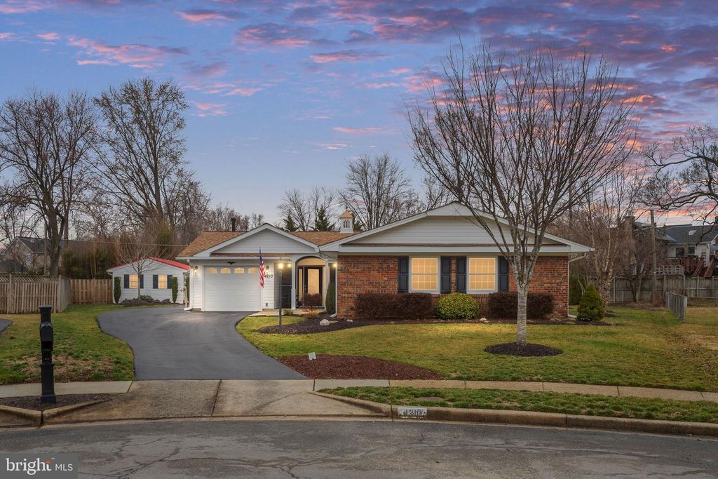 4210 MAINTREE CT, Fairfax, VA 22033