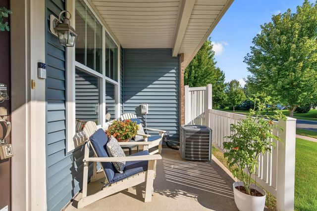 9540 Washington Boulevard 5, Chanhassen, MN 55317