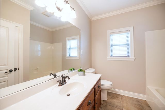 359 Tigerlily Dr, Houma, LA 70360