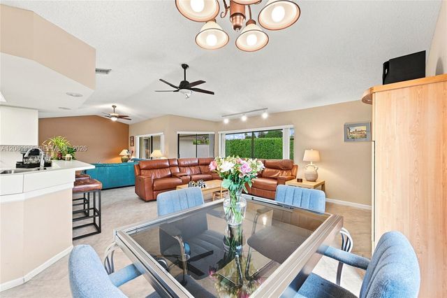 866 NW 110th Avenue, Coral Springs, FL 33071