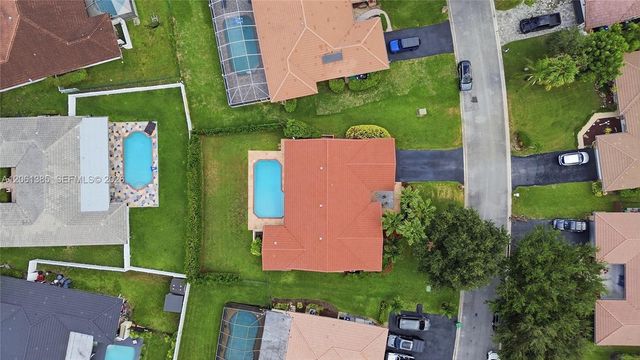 866 NW 110th Avenue, Coral Springs, FL 33071