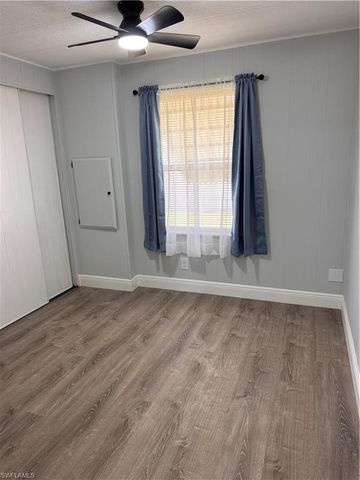 219 Temple DR 219, Fort Myers, FL 33905