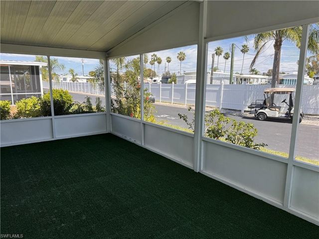 219 Temple DR 219, Fort Myers, FL 33905