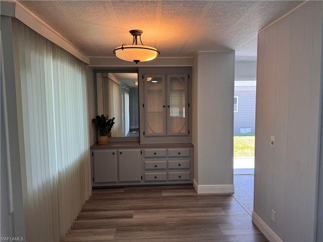 219 Temple DR 219, Fort Myers, FL 33905