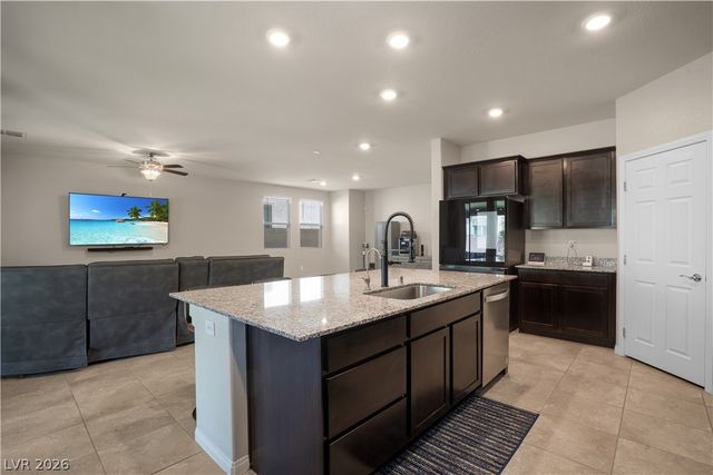 7709 Wishbone Falls Street, North Las Vegas, NV 89084