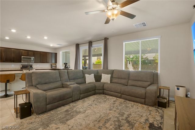 7709 Wishbone Falls Street, North Las Vegas, NV 89084