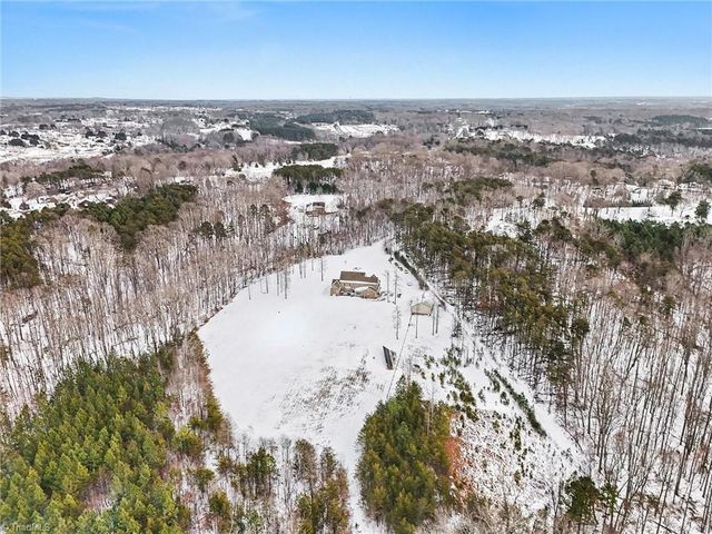 7710 Mcgee Trail, Tobaccoville, NC 27050