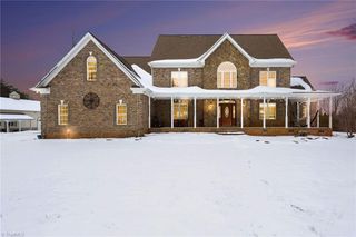 7710 Mcgee Trail, Tobaccoville, NC 27050