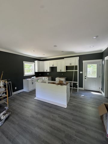 2027 Old Lake Rd, Lewisburg, TN 37091