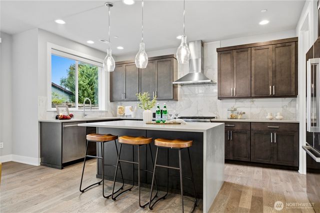 10313 133rd Court NE, Redmond, WA 98033