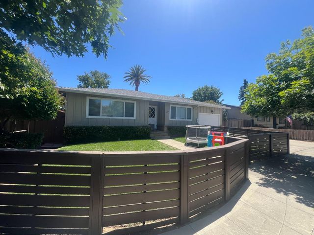 1036 Dodge Drive, Redwood City, CA 94063