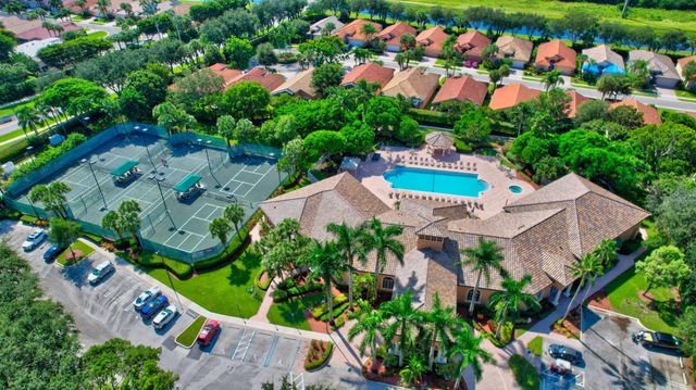 7565 Caprio Drive, Boynton Beach, FL 33472