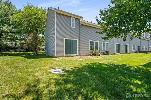 10 Starlight Court, New Brunswick, NJ 08901