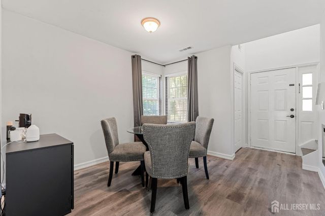 10 Starlight Court, New Brunswick, NJ 08901