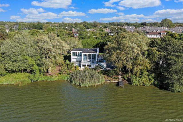 172 Mill Pond Lane, Water Mill, NY 11976