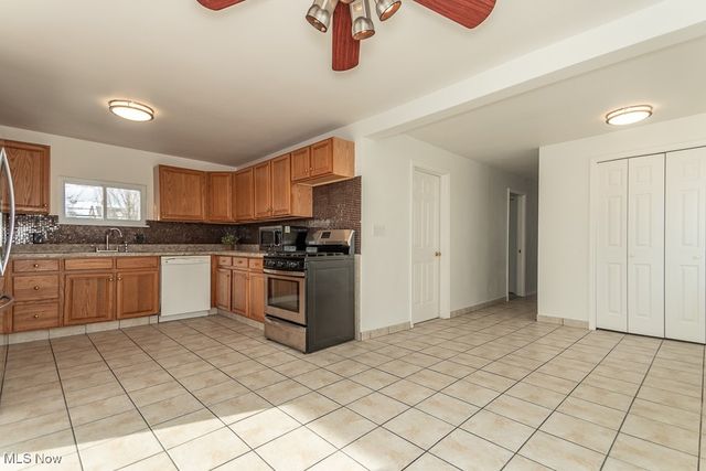 504 7th Street, Fairport Harbor, OH 44077