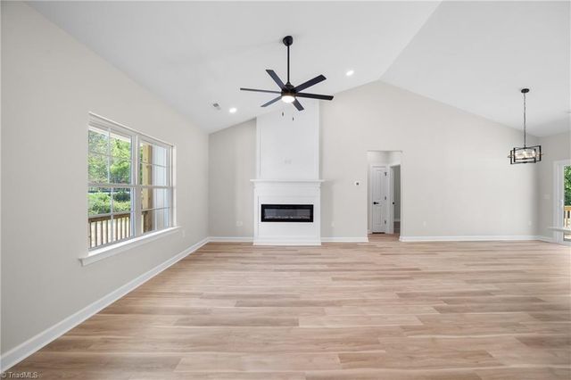 536 Virginia Drive, Yadkinville, NC 27005