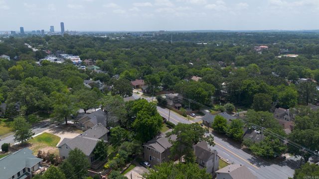 3315 W Markham Street, Little Rock, AR 72205