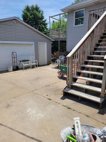 341 Hale Avenue, Romeoville, IL 60446