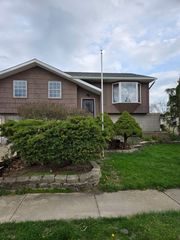 341 Hale Avenue, Romeoville, IL 60446