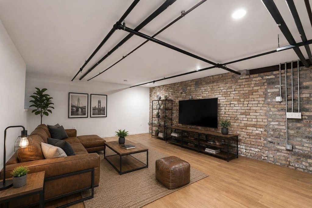 2109 Blaisdell Avenue B1, Minneapolis, MN 55404
