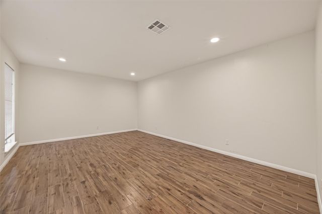 422 Willow Vista Drive, El Lago, TX 77586