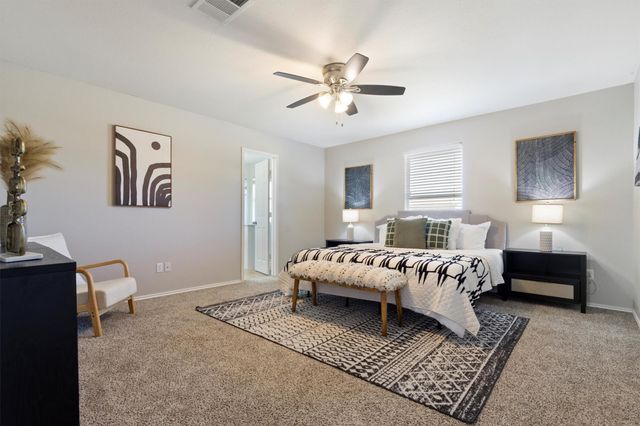 100 Snowy Egret LN, Leander, TX 78641