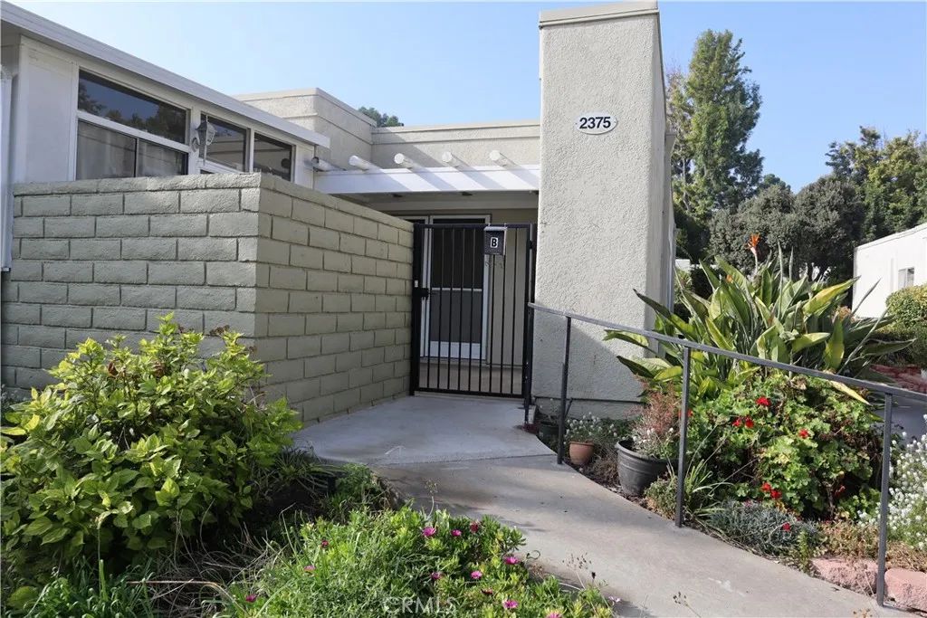 2375 Via Mariposa West B, Laguna Woods, CA 92637