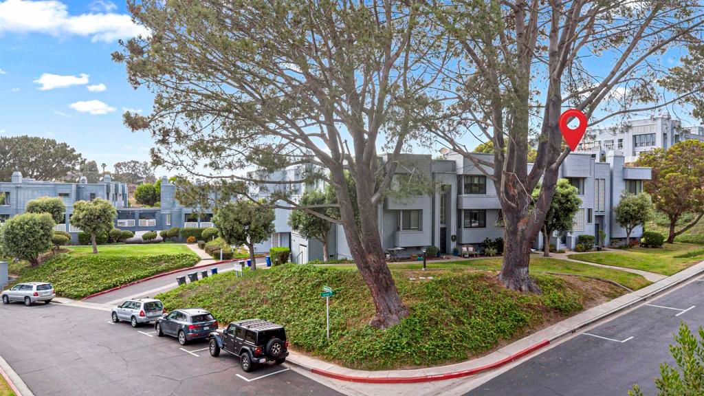 Image 19 of property listing at 814 AMERICA WAY, Del Mar, CA 92014