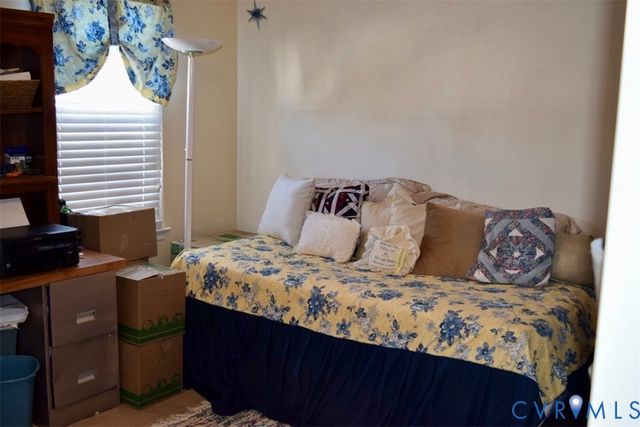 7999 Ellerson Station Dr, Mechanicsville, VA 23111