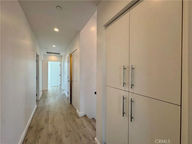 143 N Ardmore Avenue, Los Angeles, CA 90004
