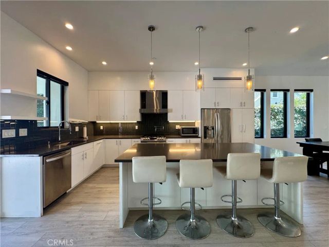 143 N Ardmore Avenue, Los Angeles, CA 90004