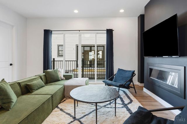 3725 Isabella Avenue, Cincinnati, OH 45209